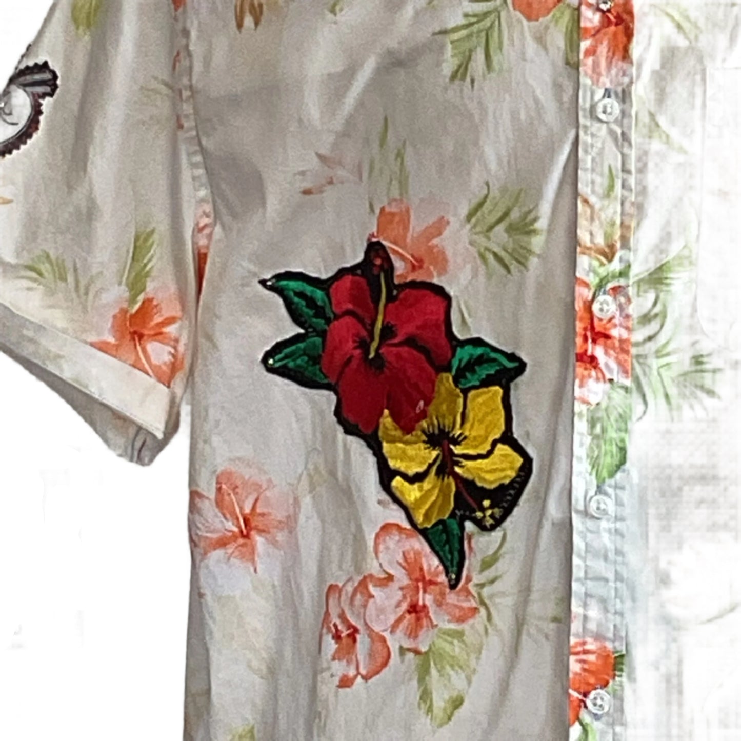WHITE BEAR | Men's Custom BEAR SIZE Short Sleeve Shirt | 2 XL, featuring a floral print and Hawaiian Islands patch with hibiscus blossoms.