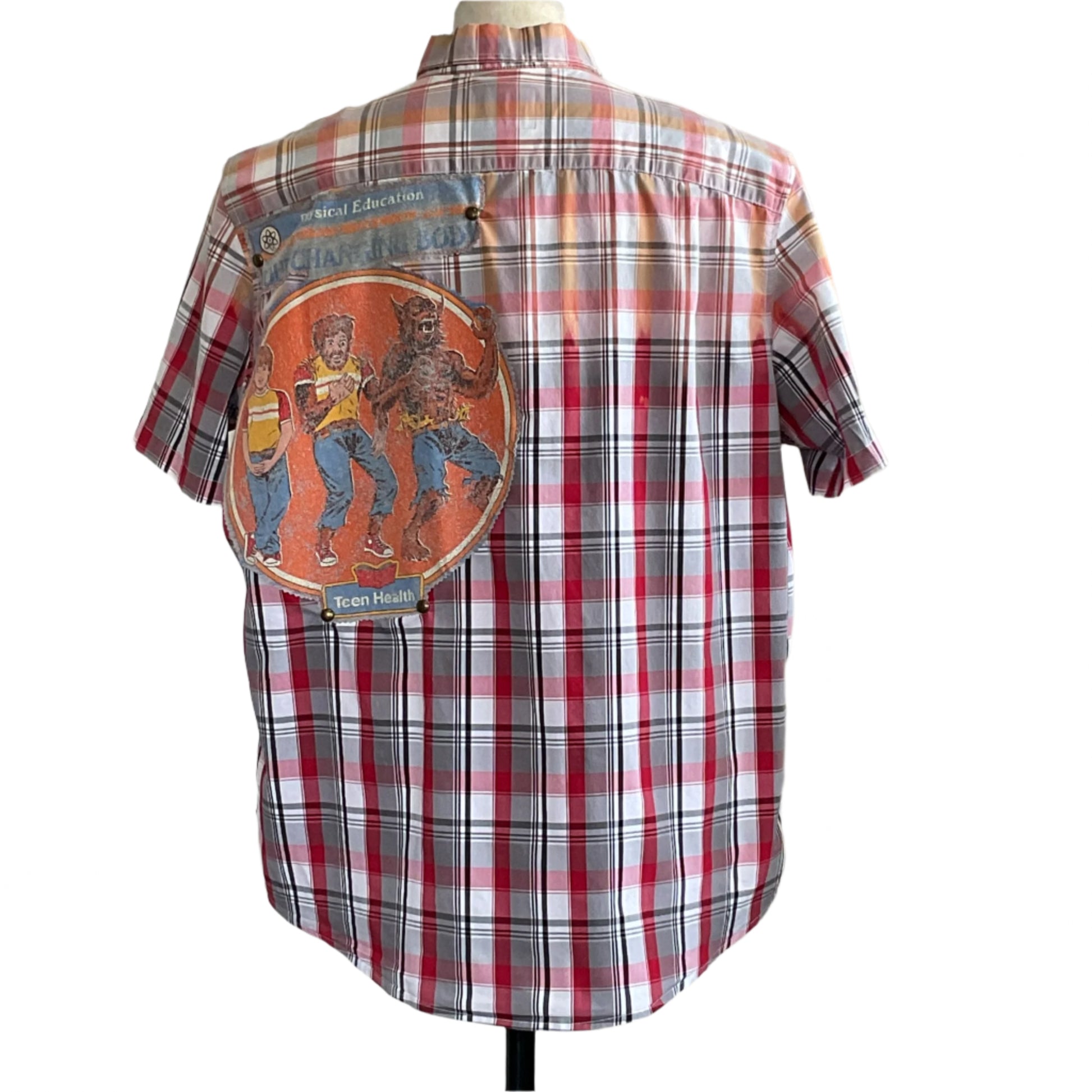 WEREWOLF TRANSFORMATION | Men's Custom BEAR SIZE Sleeveless Shirt | 3XL. Features a retro graphic patch on plaid, showcasing a werewolf-themed evolution, perfect for bold, unique style.
