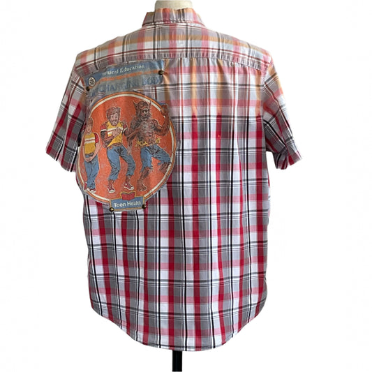 WEREWOLF TRANSFORMATION | Men's Custom BEAR SIZE Sleeveless Shirt | 3XL. Features a retro graphic patch on plaid, showcasing a werewolf-themed evolution, perfect for bold, unique style.