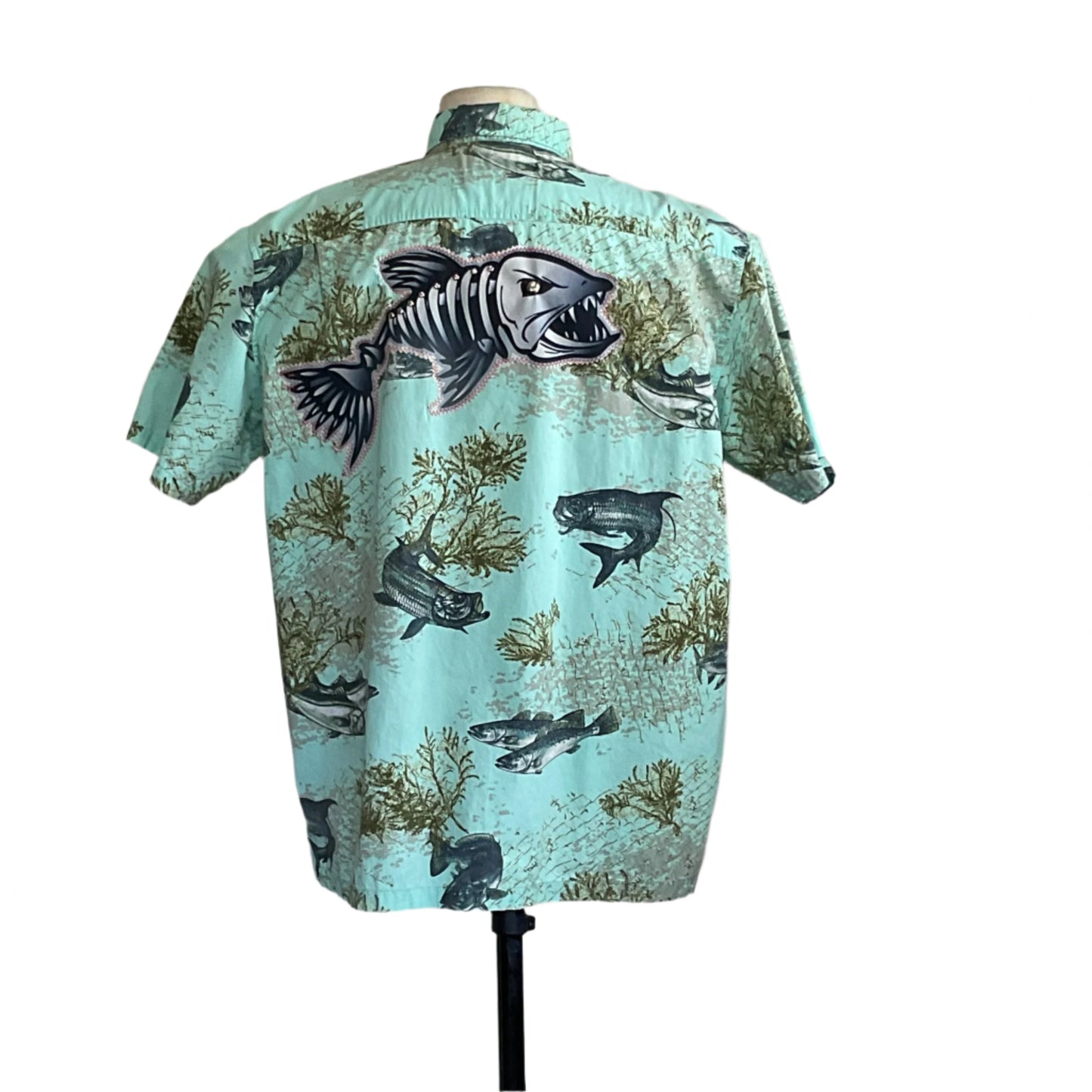 AQUA BONE FISH | Men's Custom BEAR SIZE Short Sleeve Shirt | EXTRA LARGE: Pale aqua shirt with fish and seaweed print, large fish-skeleton graphic on back.